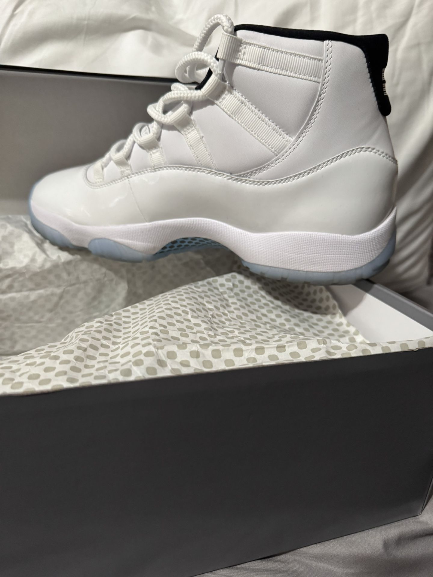 2024 Release Jordan 11’s “Legend Blue”
