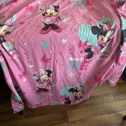 Minnie Mouse  Crib 
