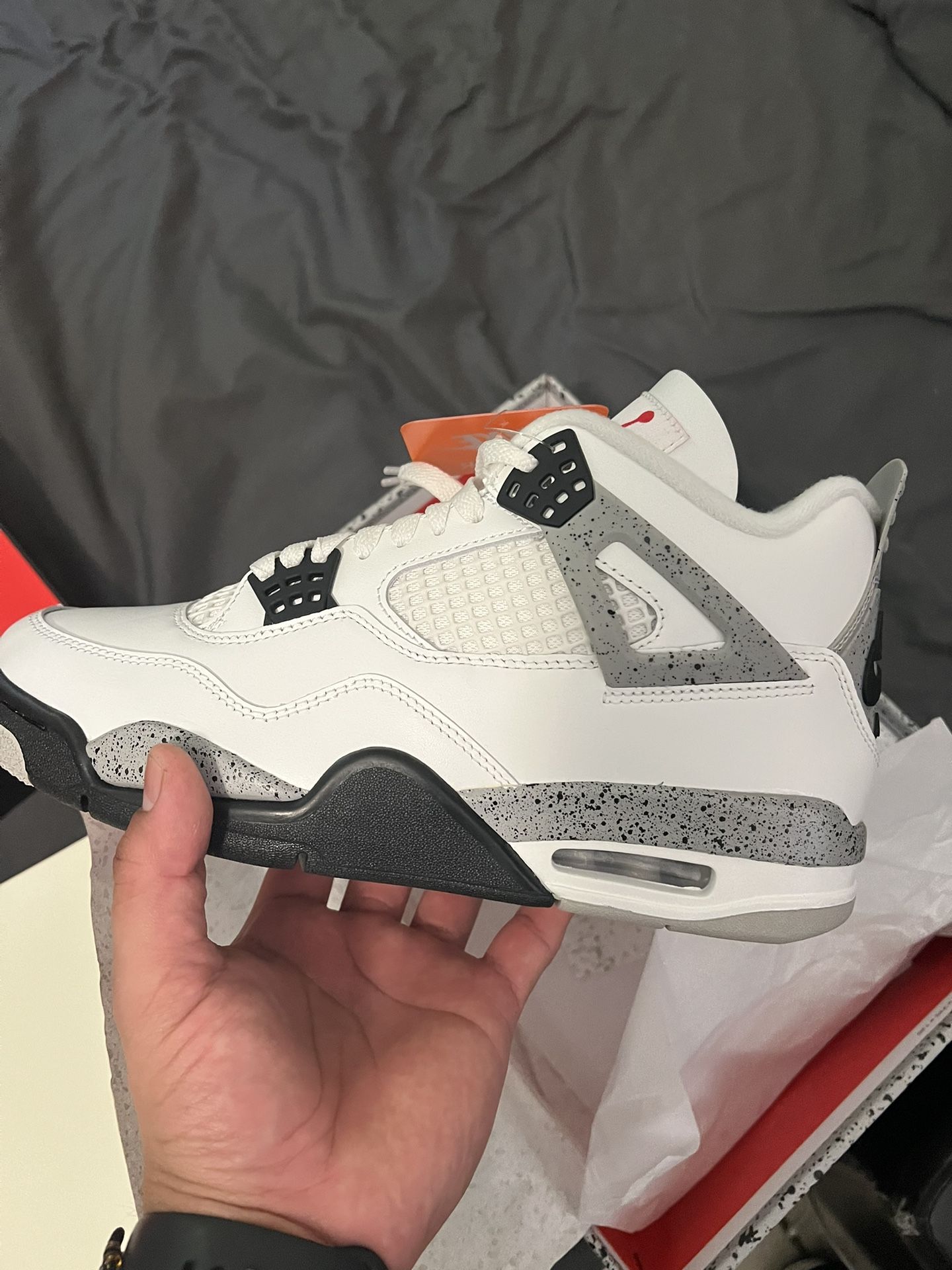 Jordan 4 Retro White Cement 2025 Size 9