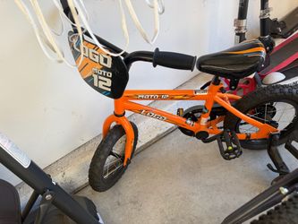 Bikes scooter