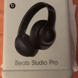 Beats Studio Pro