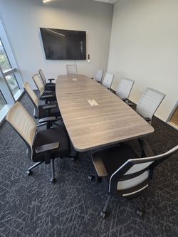 Conference table 4x12 boat shaoe with metal legs