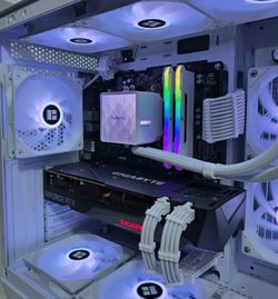 High end gaming pc (comes in box)