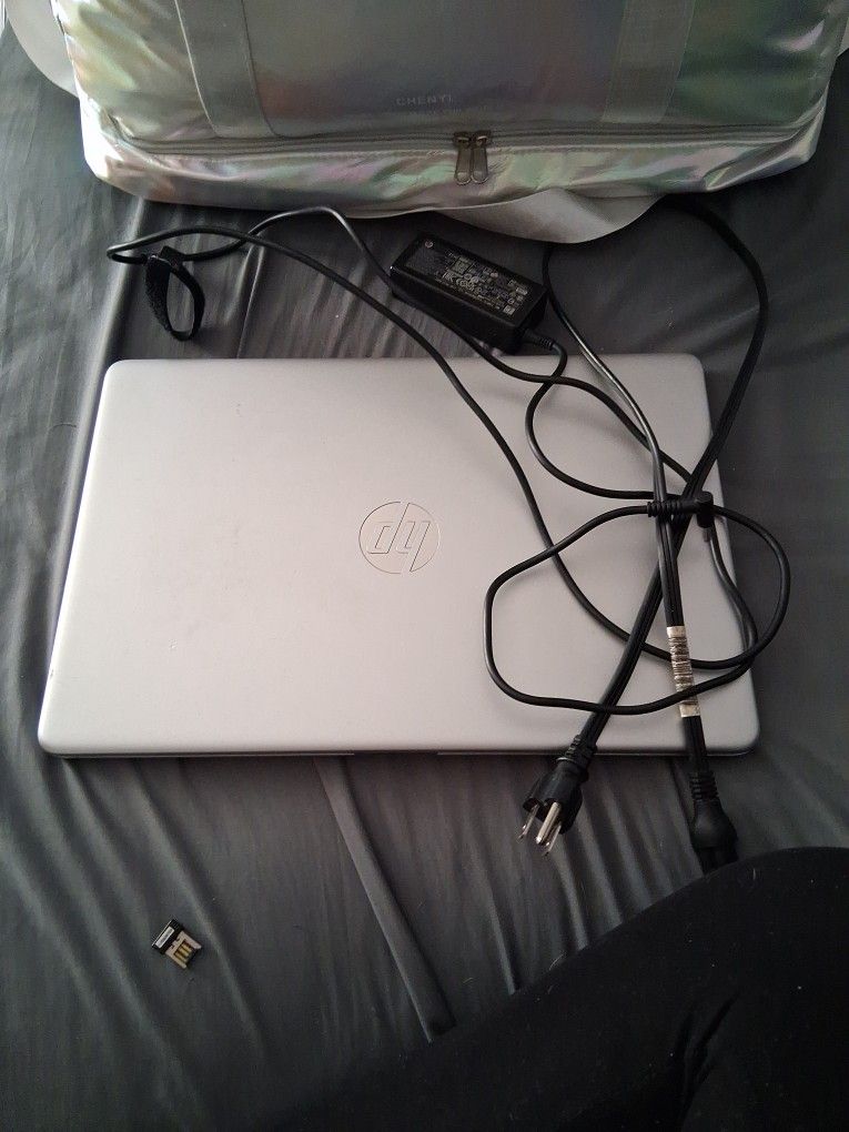 Hp Computer Works Great Just The Money I Am $120.00