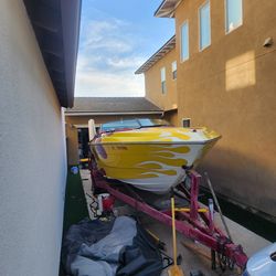 26 foot Chaparral Cabin cuddie