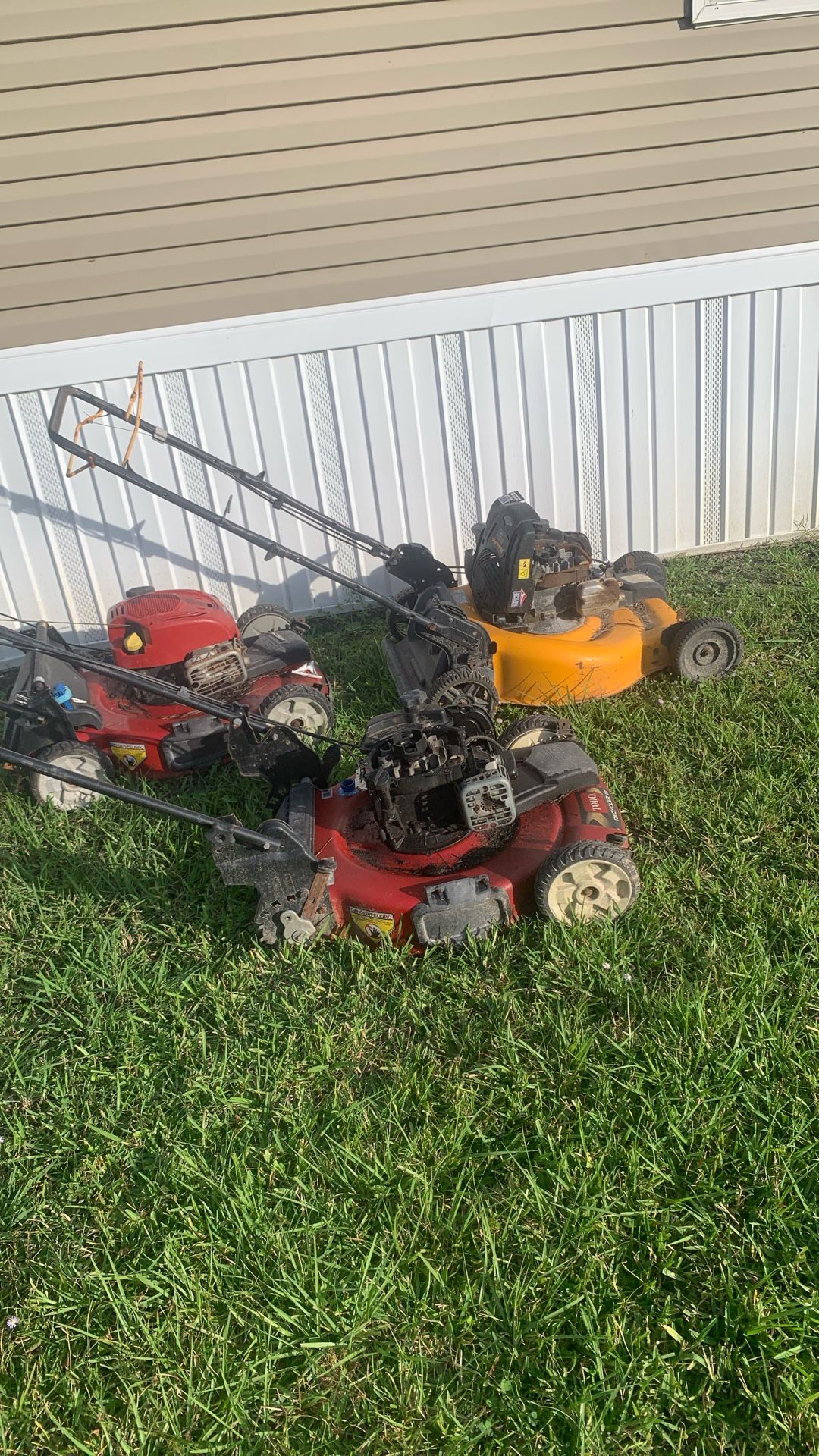 3 Lawnmowers For Parts