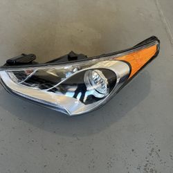 Hyundai Veloster Headlight 2012-2016, Hyundai Veloster Headlamp, OEM ORIGINAL HYUDAI PART, driver side 