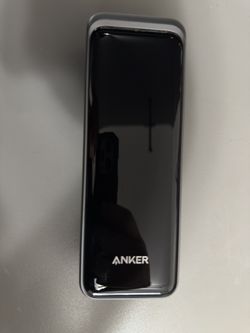 Anker Prime 27,650mAh 250w Power Bank.