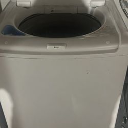 2022 LG Washer & Dryer Set – Good Condition, White, Smart Features - Edison, NJ