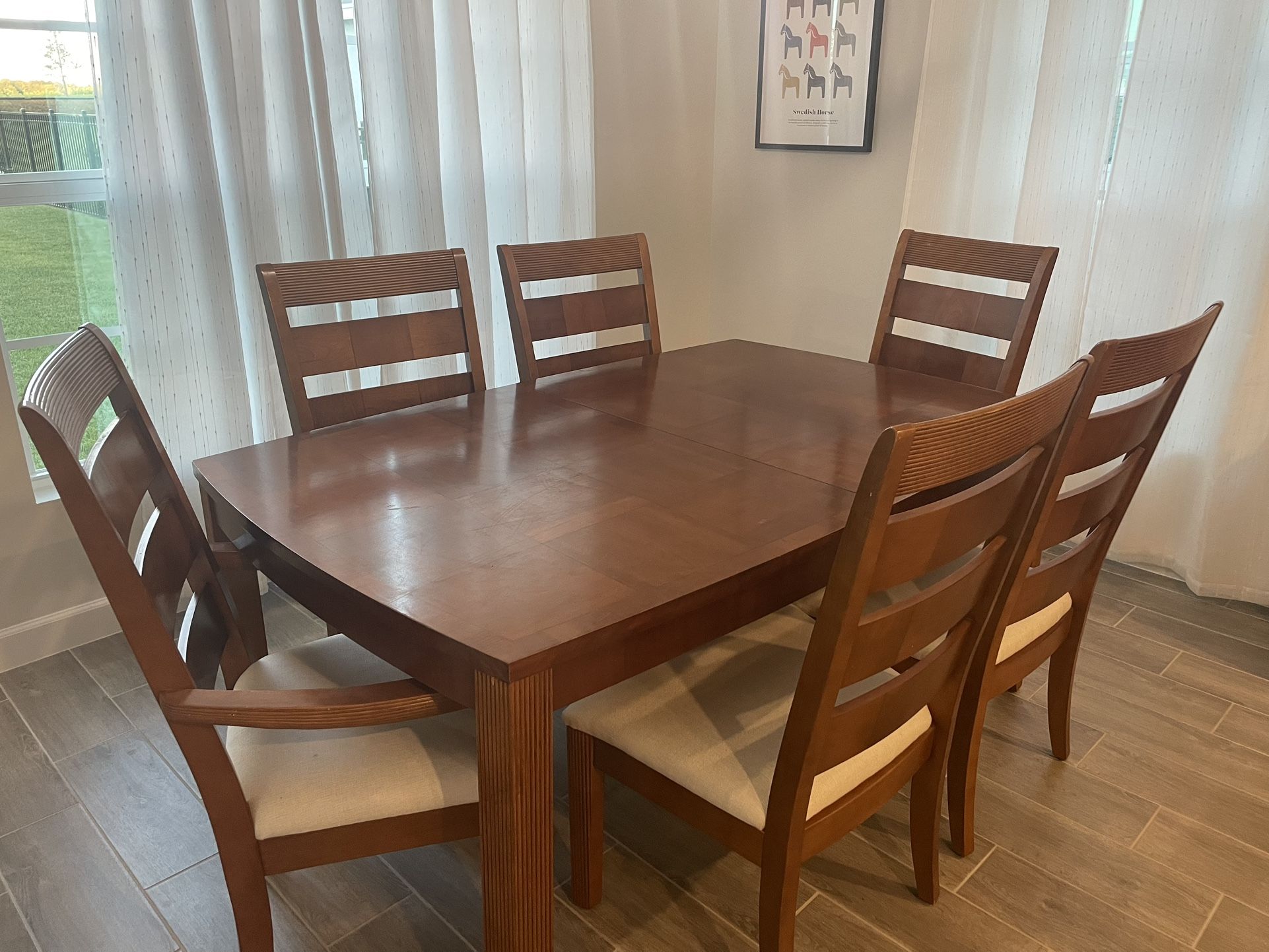 Hardwood Dining Table With 6 Dining Chairs