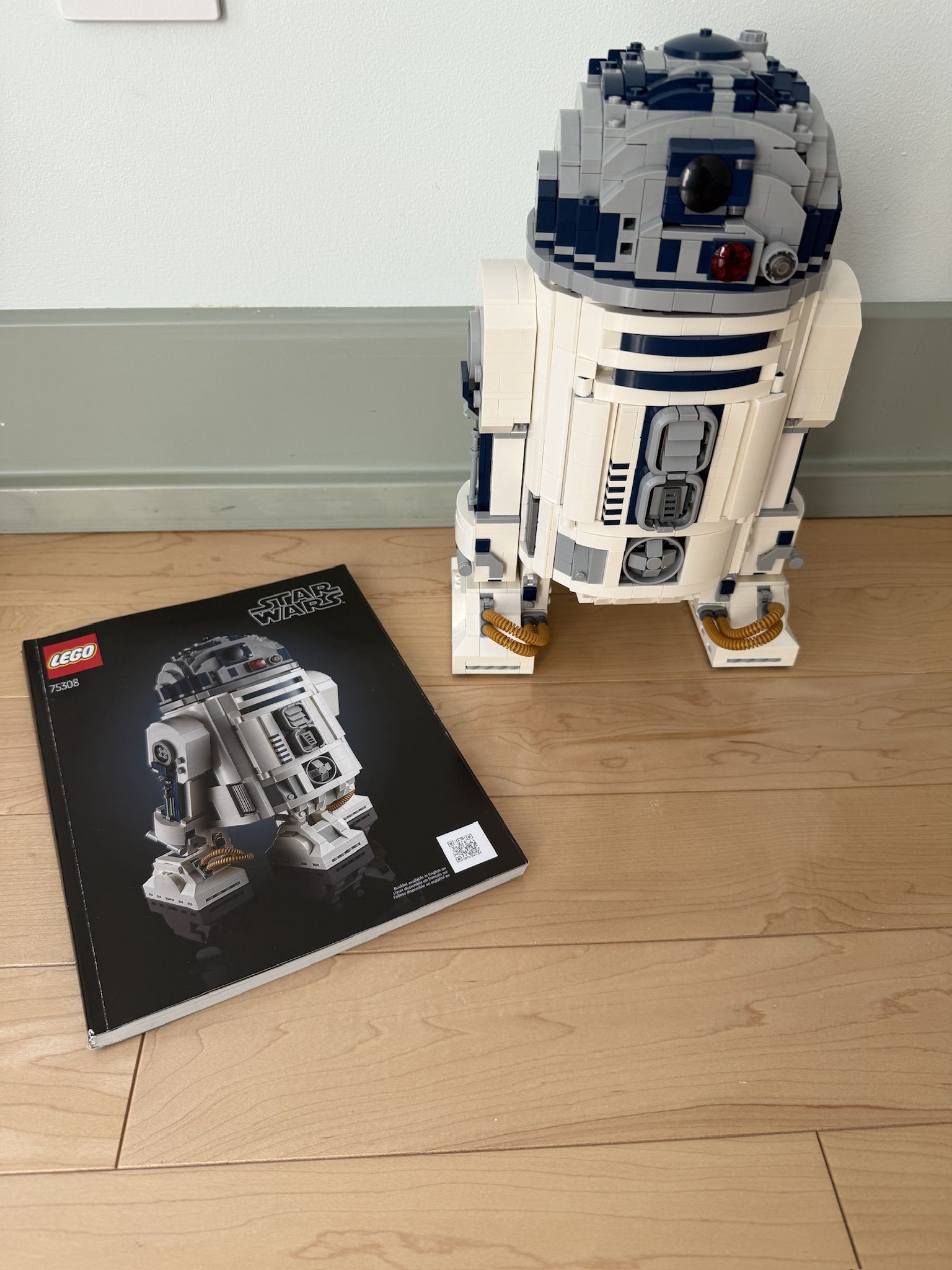 Lego R2-D2