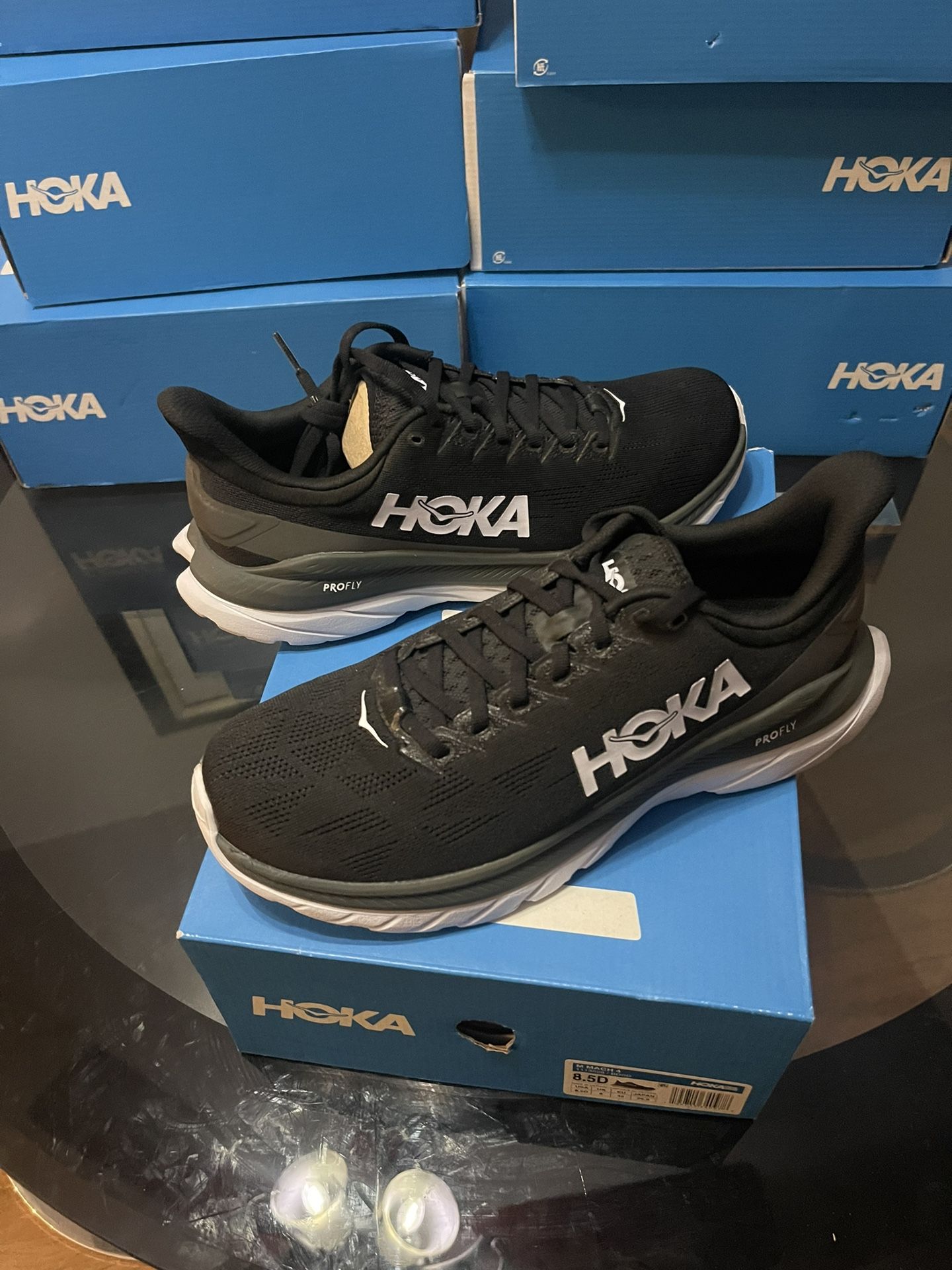 Hoka Mach 4 Size 8.5 D Men’s $80