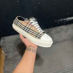 Burberry Shoes Used