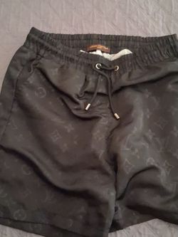 Vendo  chors zize L para hombre