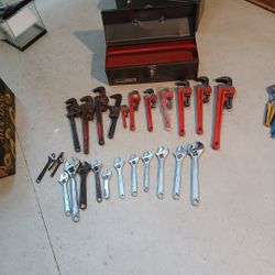 Garage Sale 19 Mile & Mound