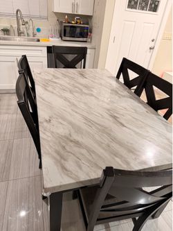 Dining table and chair set for 6