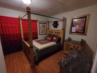 Five Piece Bedroom Set (HEAVY HEAVY HEAVY)