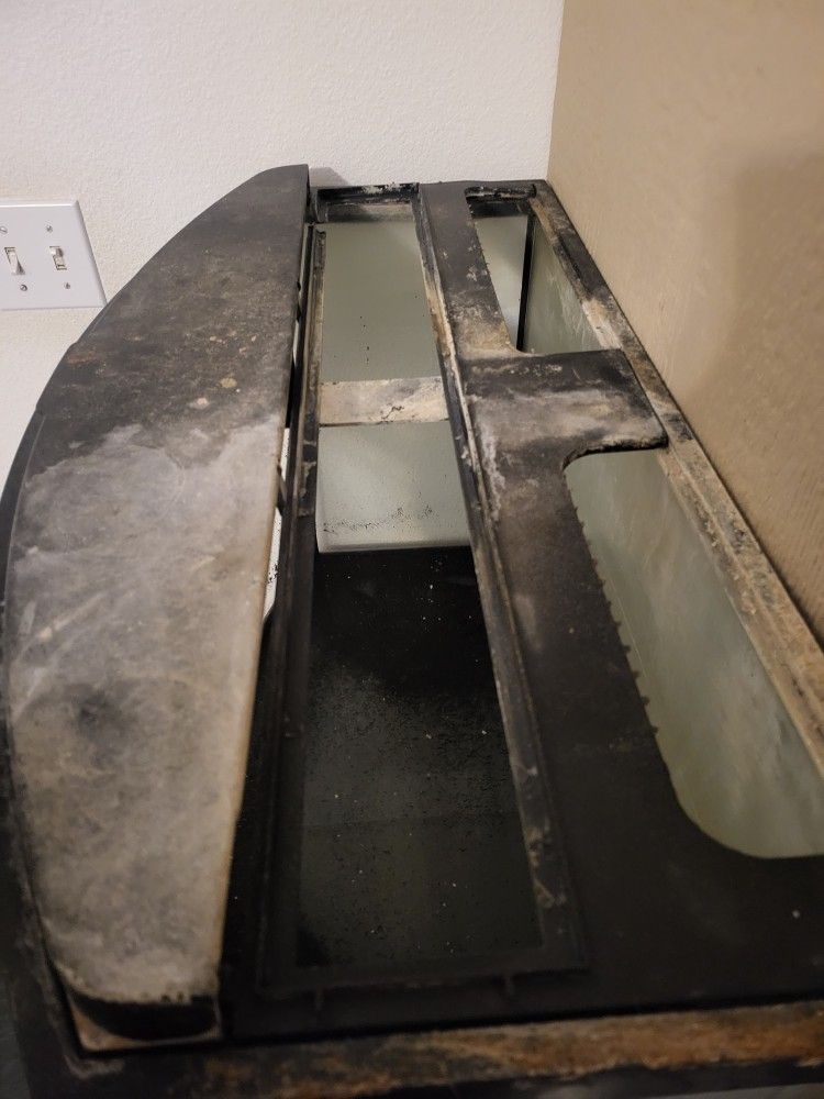 Curved glass aquarium forty five gallons Curved glass aquarium 45 gallons.