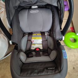 Graco Baby Car Seat 