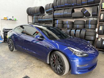 Widow Film Automotive Tint 
