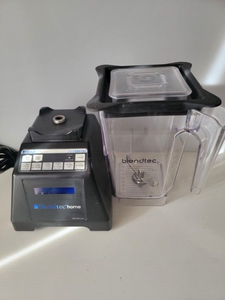 Blendtec ES3 Total Blender 1560 Wattsvwit WildSide+ Container for Sale