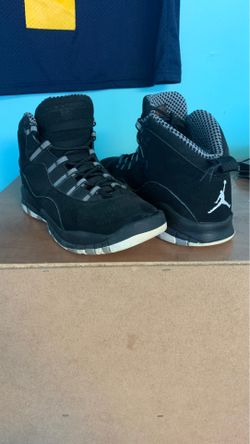 Air Jordan retro 10’s