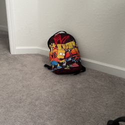 Selling This Backpack Very good used In Good Conditions 