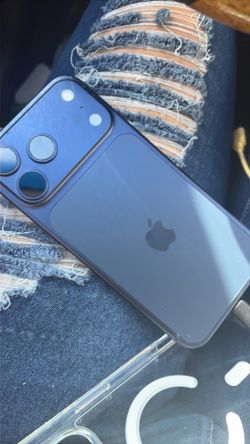 iPhone 17 pro max blue