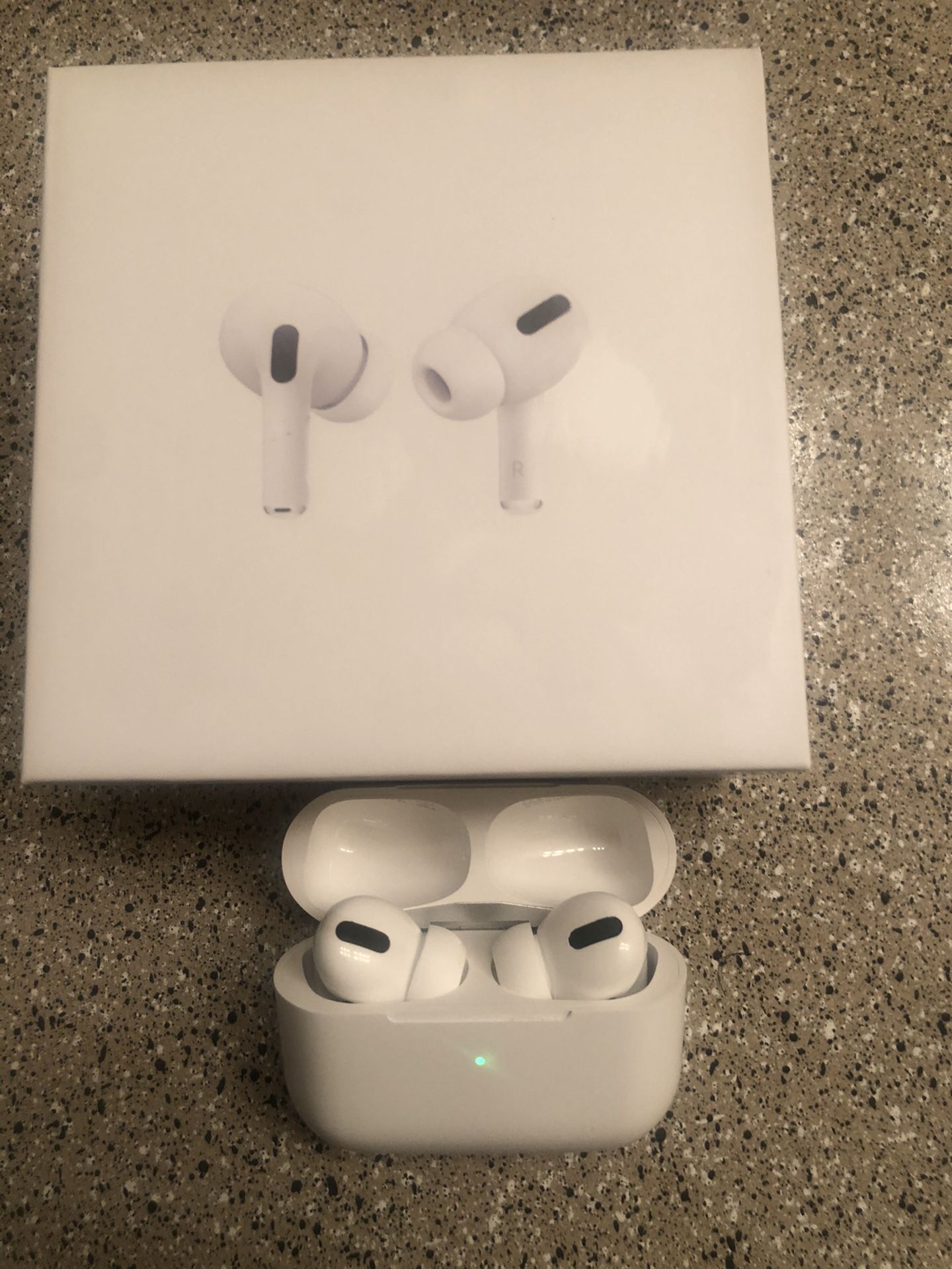 AirPods Pro