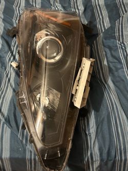 Headlight Nissan