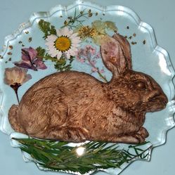 Handcrafted, created, & designed one-of-a kind resin bunny 4pc coaster set with real flowers & gold