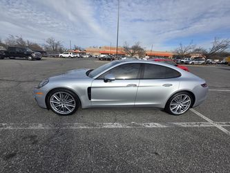 2018 Porsche Panamera
