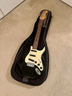 Fender Stratocaster Electric Guitar + Free Gig Bag 