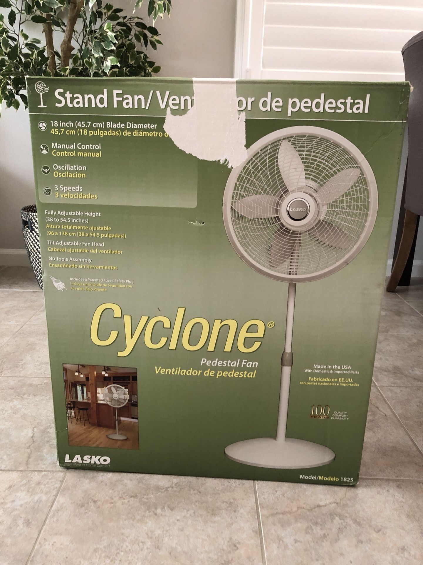 The Lasko 1825 18-inch Adjustable Cyclone Pedestal Fan, in white, Model  1825 for Sale in Irvine, CA - OfferUp