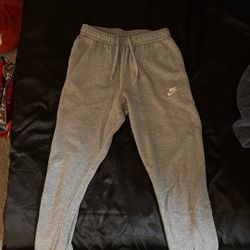 Nike Sweatpants Medium