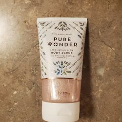 Bath & Body Works | Pure Wonder | Exfoliating Glow Body Scrub | NWT 