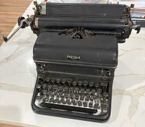 Old Royal typewriter