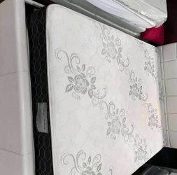 Queen size mattress 😉