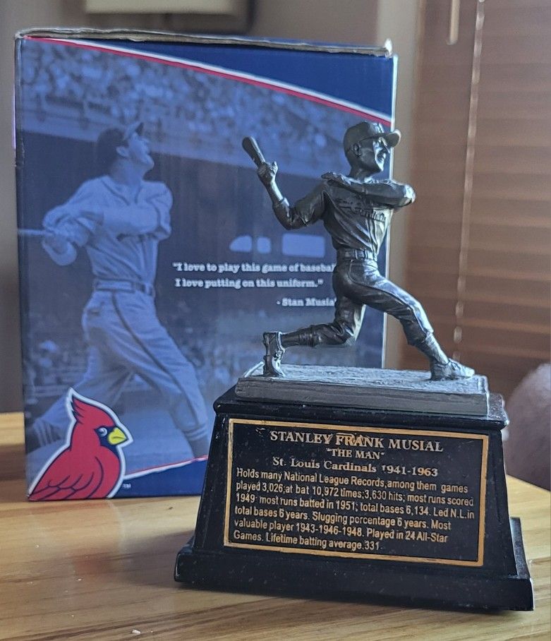 STAN MUSIAL CARDINALS REPLICA STATUE!
