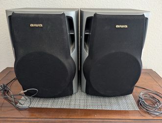 Vintage Pair of AIWA 100 Watt Speakers - SX NA702