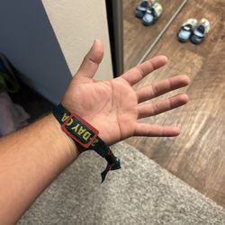 Escape 2 Day Wristband 
