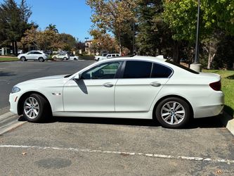 2016 BMW 528i