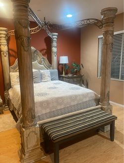Queen bed set