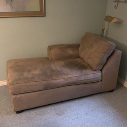 Chaise lounge chair