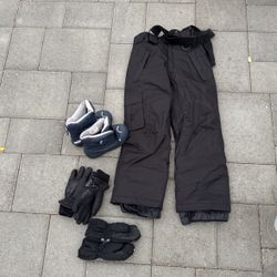 Kids Snow Pants And Gloves