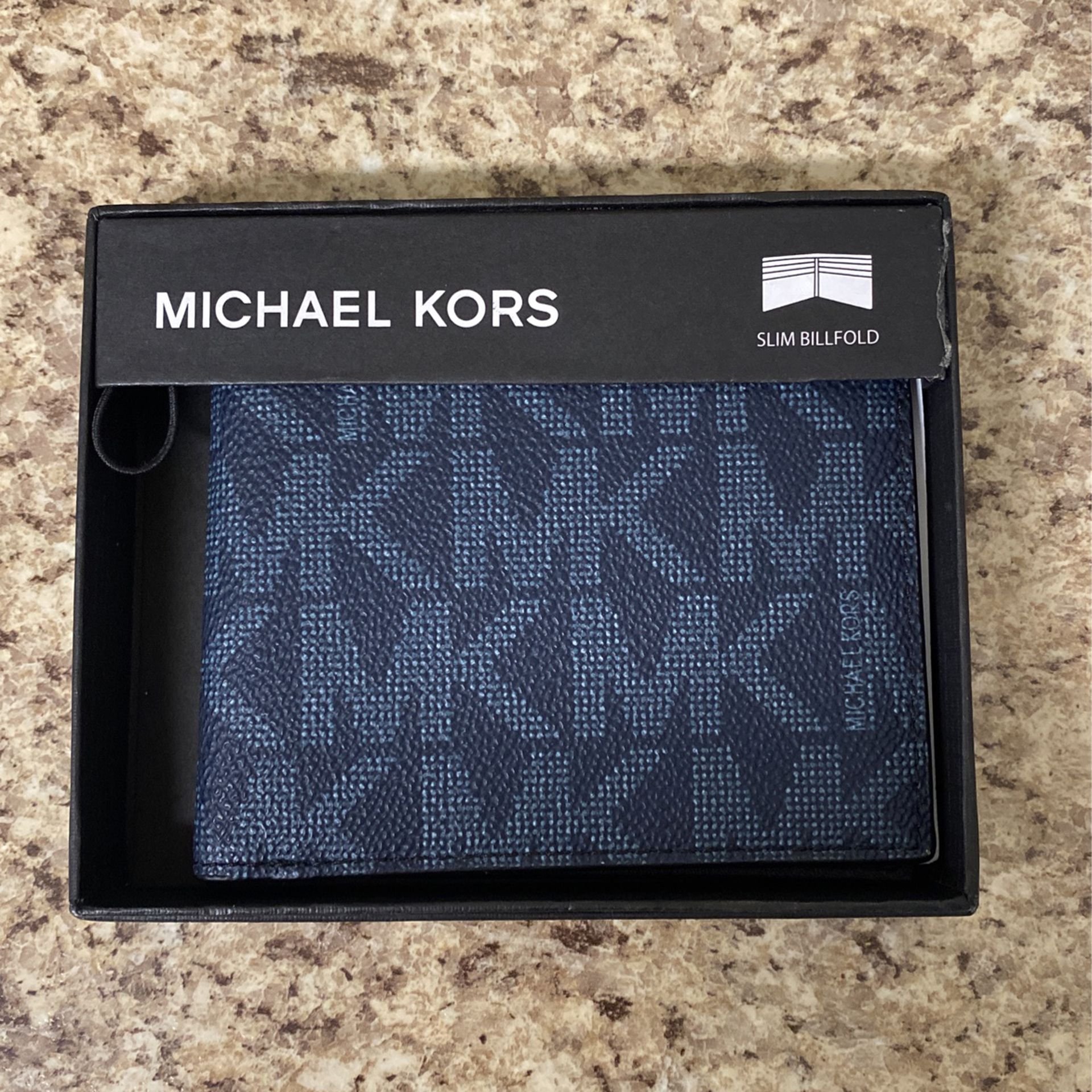 Men's Michael Kors Wallet (Black) NIB for Sale in Oklahoma City, OK -  OfferUp