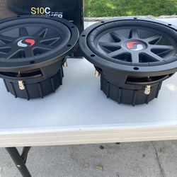 Kicker 10 Solo Baric Subwoofer