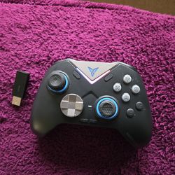 Flydigi wired/wireless gaming controller