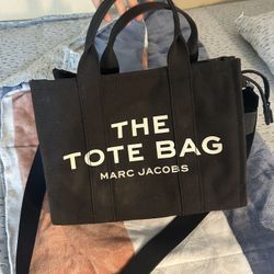 The Tote Bag Medium 