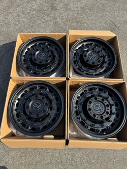 8x6.5 Black Rhino Arsenal 18” Off-Road Wheels